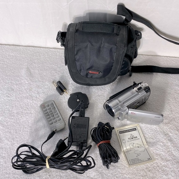 Canon FS100 Digital Video Camcorder Camera Silver Untested - Picture 1 of 16